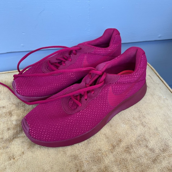 Nike | Shoes | Womns Nike Tanjun 9753760 - Picture 4 of 4